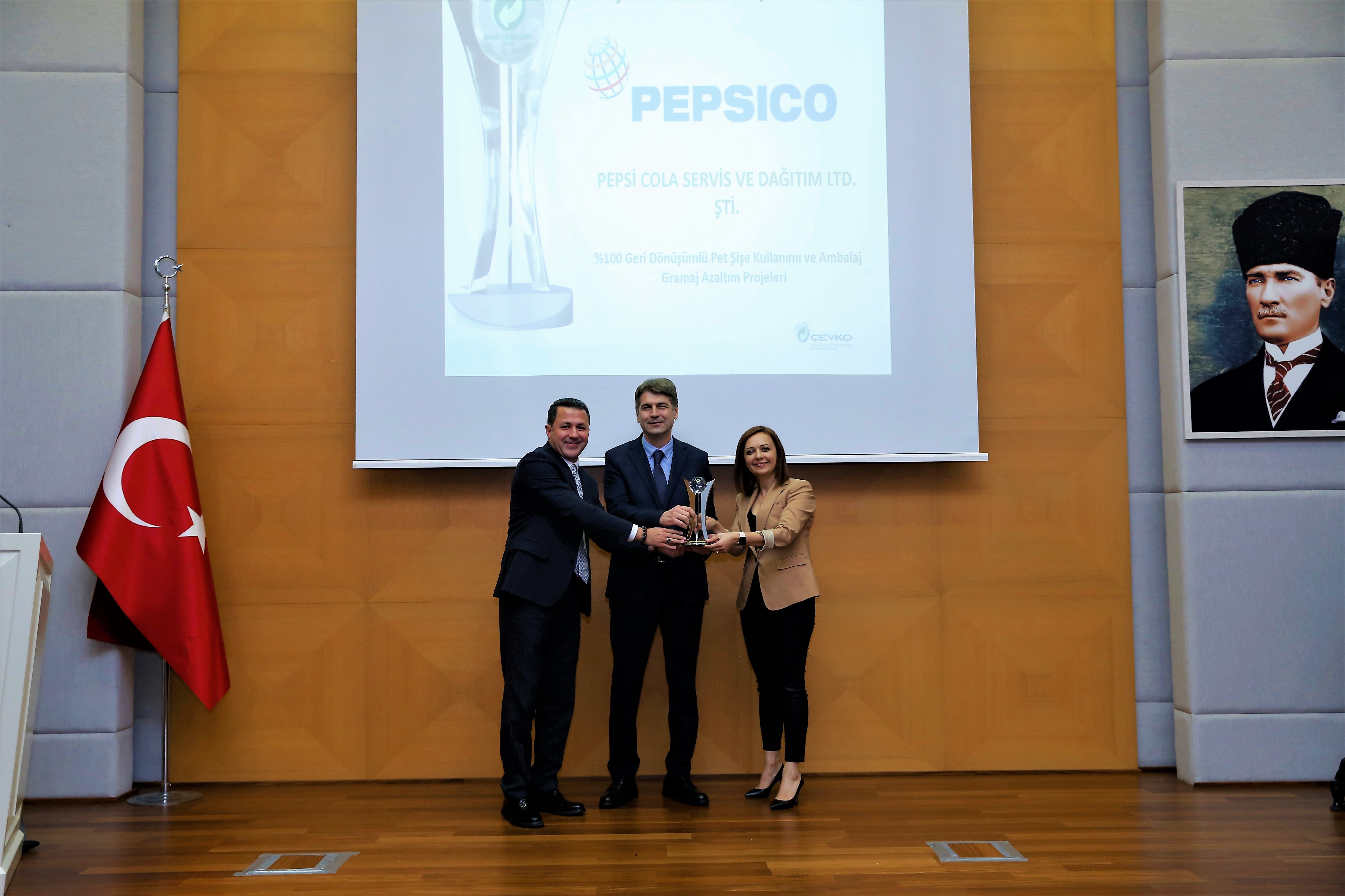 PepsiCo’ya ÇEVKO Vakfı’ndan Üç Ödül Birden